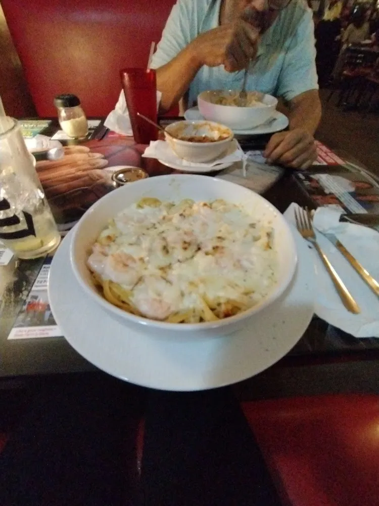 Fettuccine Alfredo